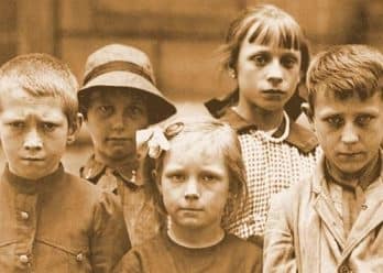 The war reflected in the faces ofWW1 Belgian refugee children.